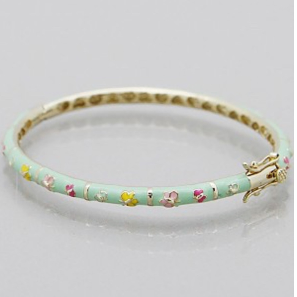 ✅JUST IN➡️Mint Green Butterfly 14k Plated Bangle